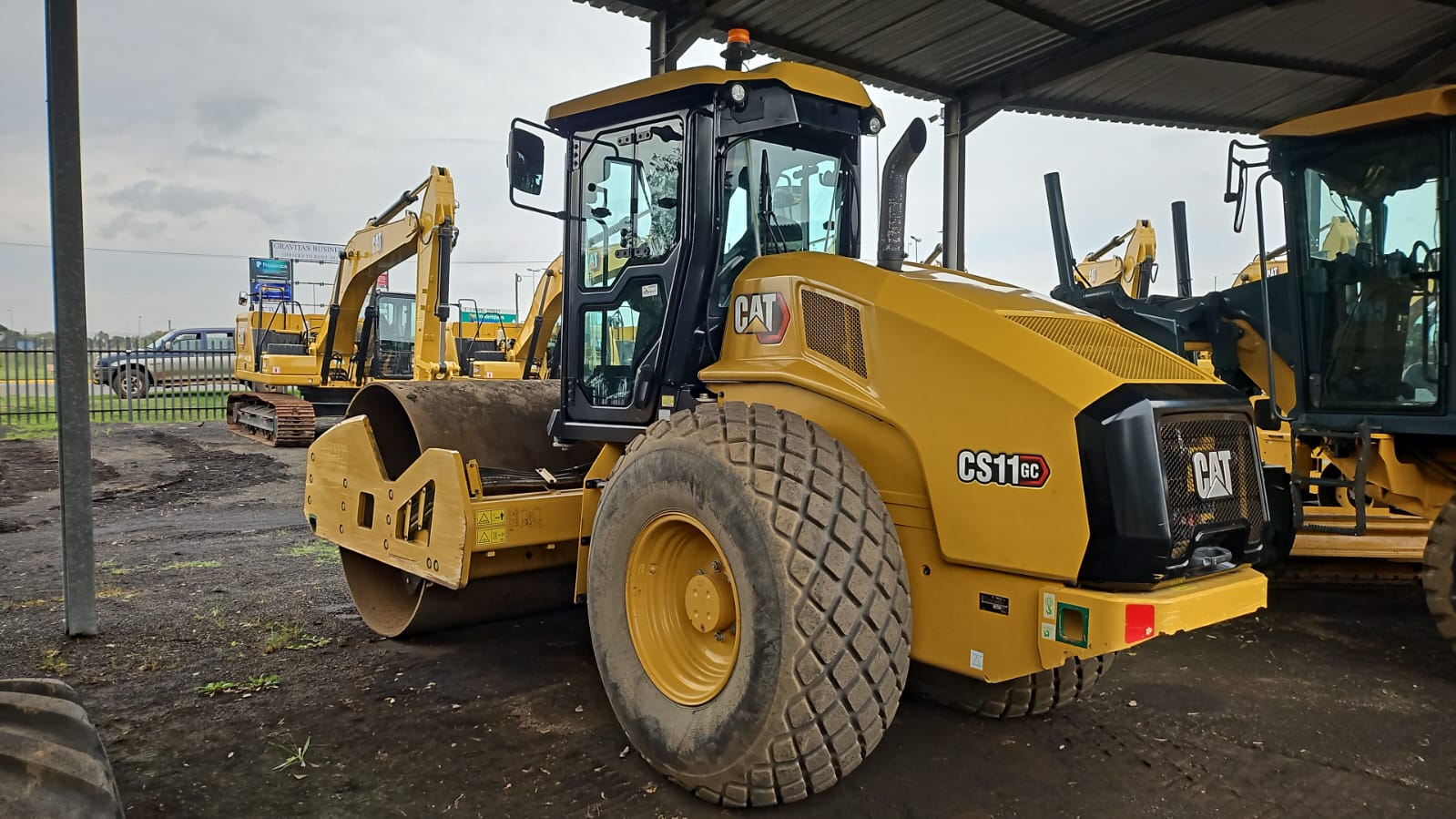 Caterpillar CS11GC Vibratory Soil Compactor