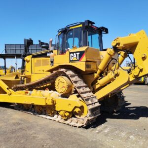 Caterpillar D8R Track-Type Tractor
