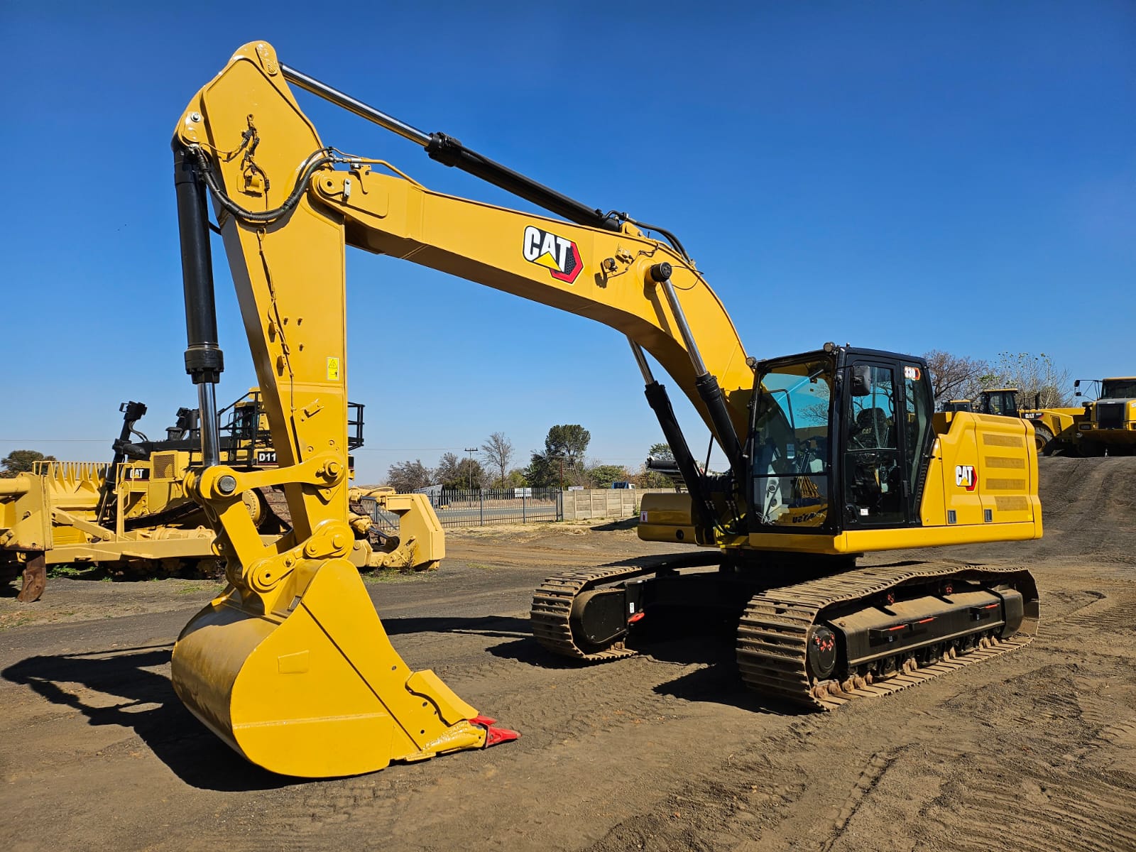 Caterpillar 330 Hydraulic Excavator